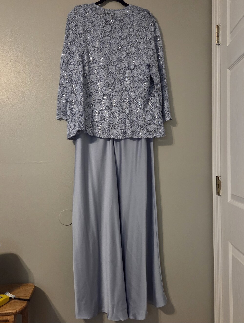 R&M Richards Plus Size Blue Sequence Satin Formal Dress With Jacket. Sz 18W/2X - Picture 4 of 12